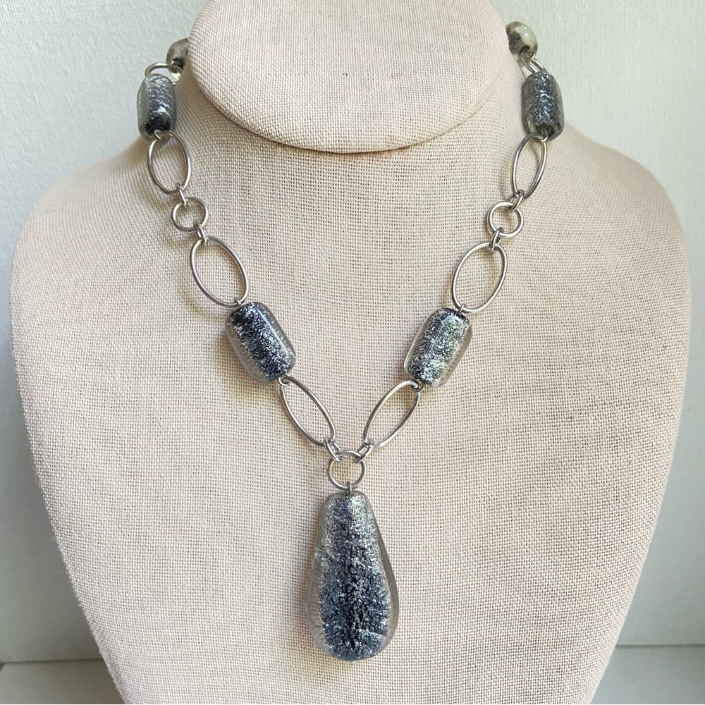 Lia Sophia Silver Lining glass pendant necklace black gray with silvertone links
